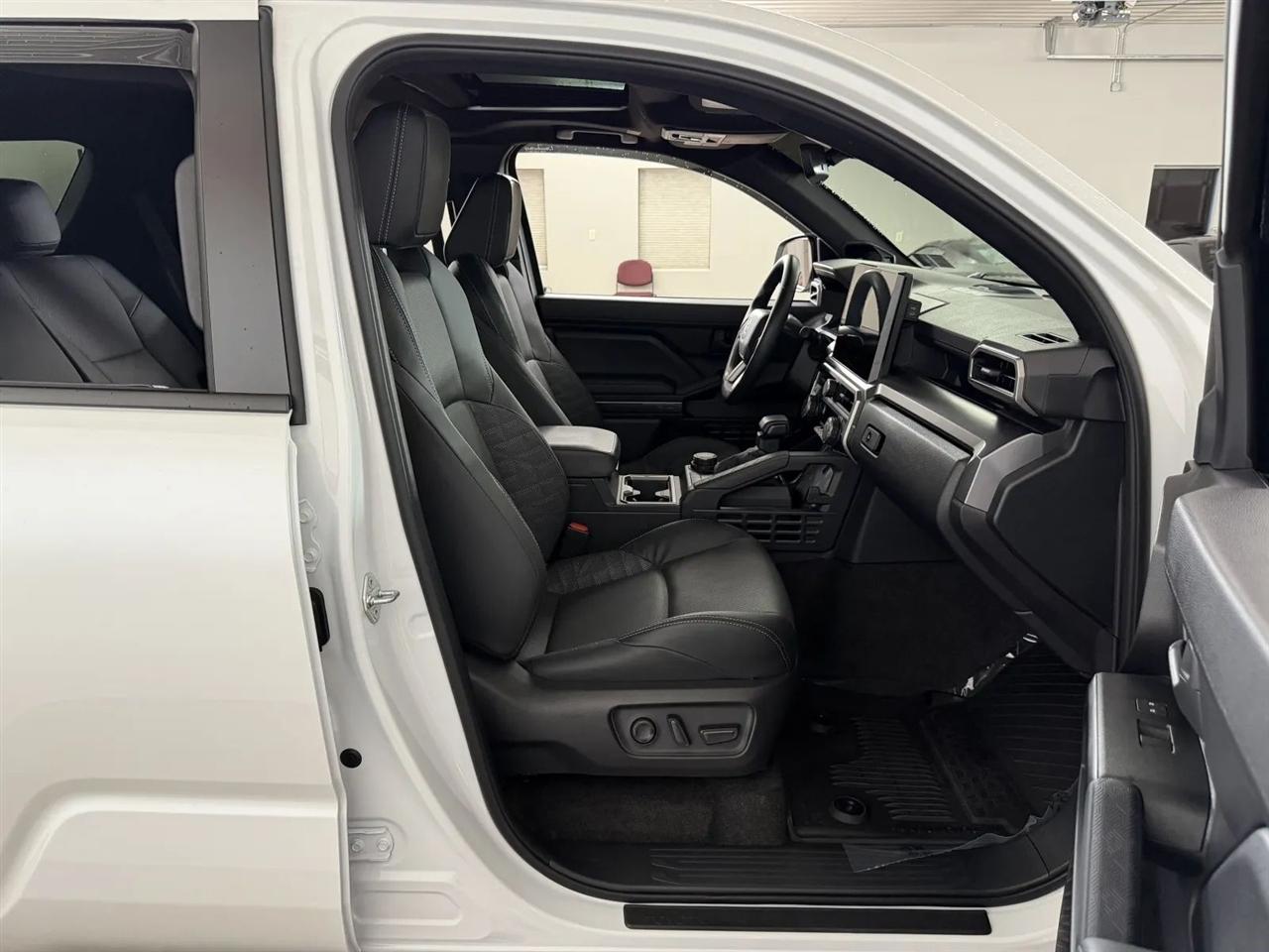 Toyota 4Runner TRD Sport 4WD 2025