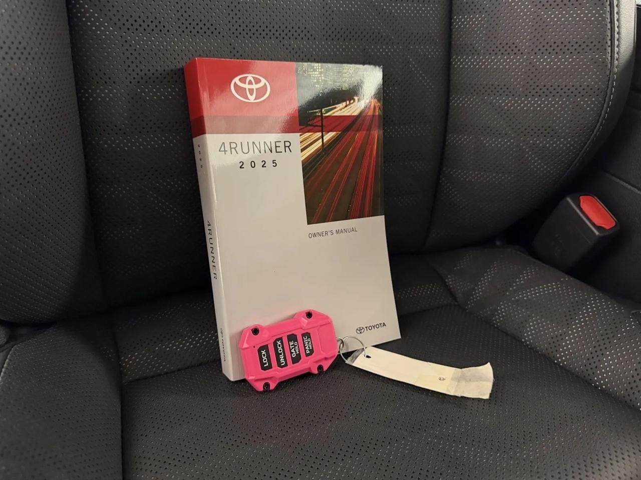 Toyota 4Runner TRD Sport 4WD 2025