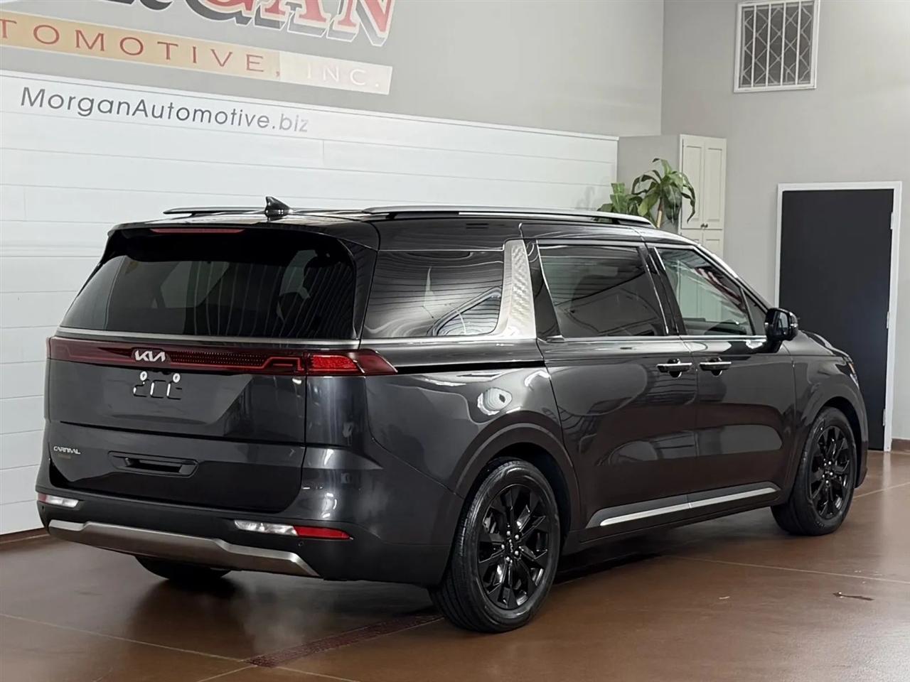 Kia Carnival SX Prestige 2024