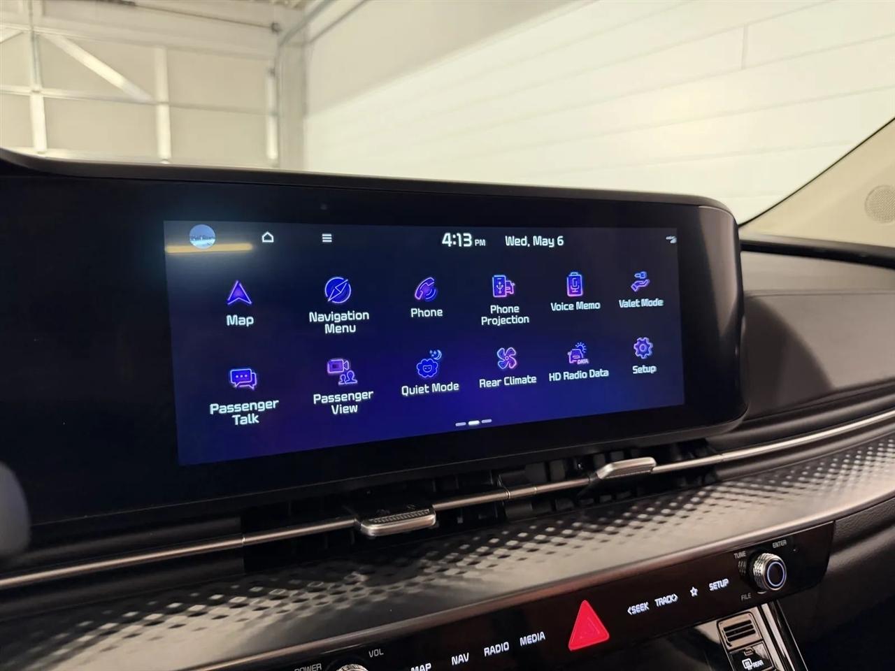Kia Carnival SX Prestige 2024
