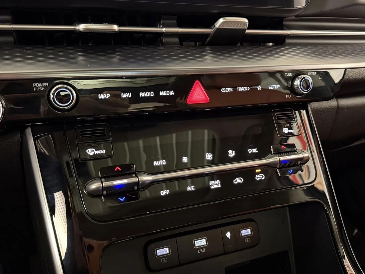 Kia Carnival SX Prestige 2024