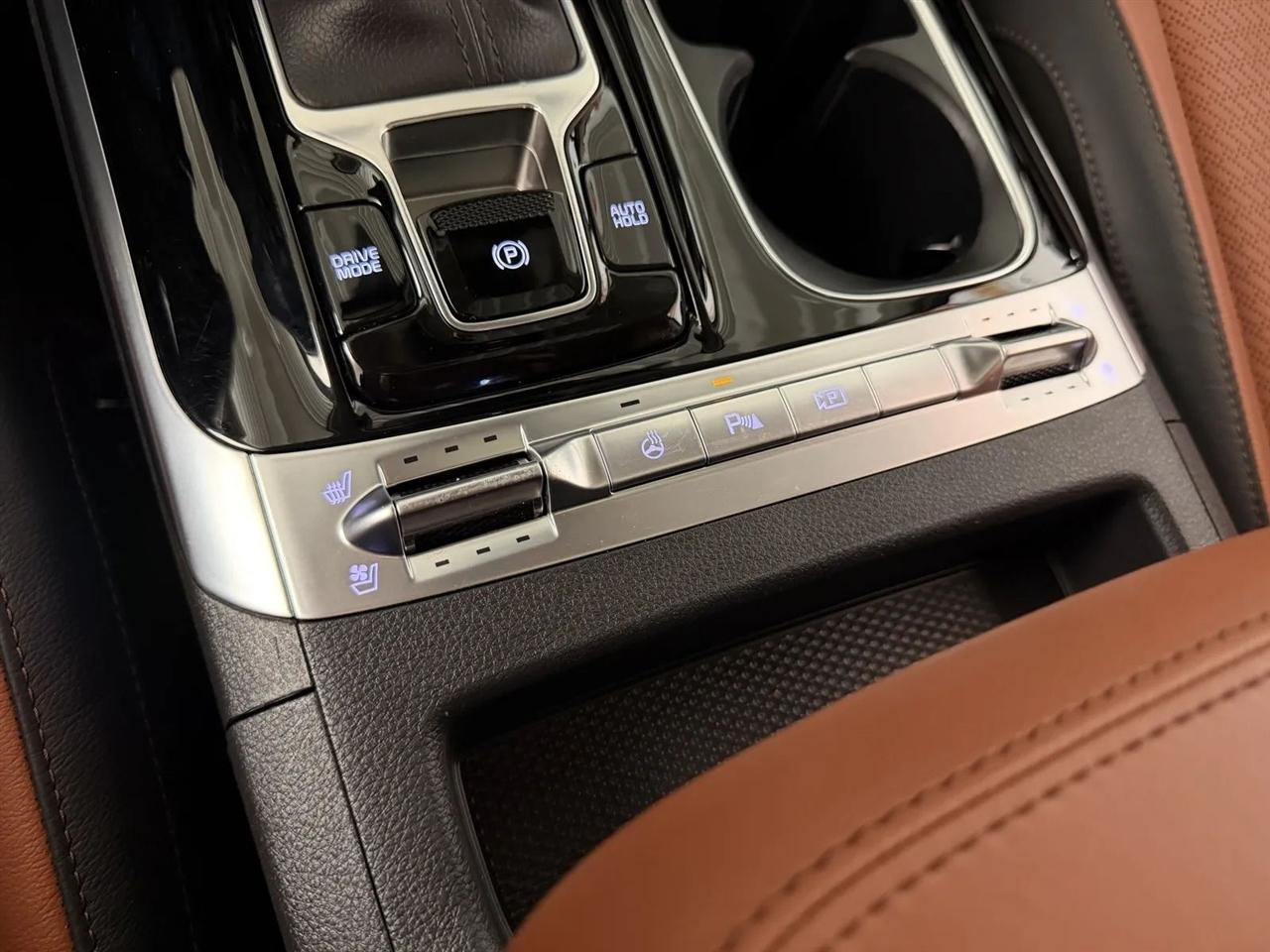 Kia Carnival SX Prestige 2024