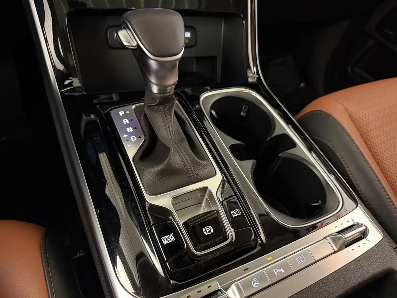 Kia Carnival SX Prestige 2024