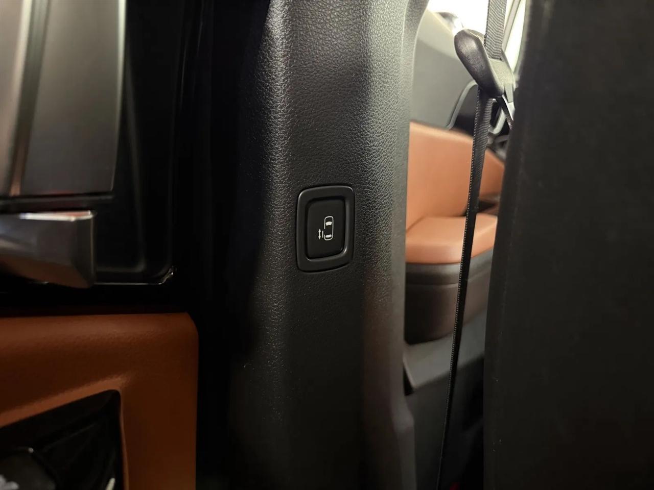 Kia Carnival SX Prestige 2024