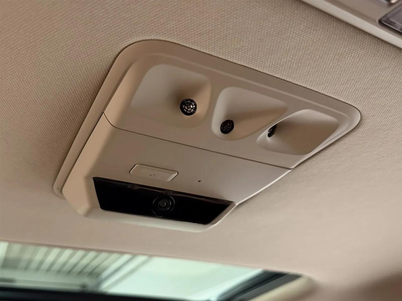 Kia Carnival SX Prestige 2024