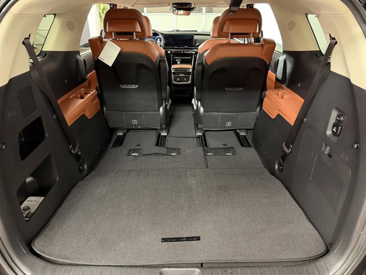 Kia Carnival SX Prestige 2024