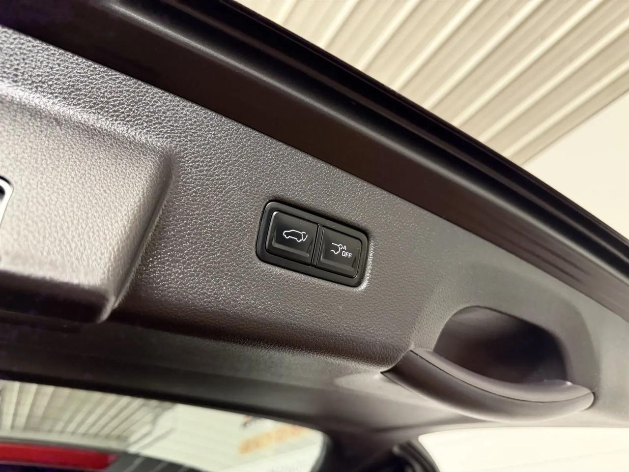 Kia Carnival SX Prestige 2024