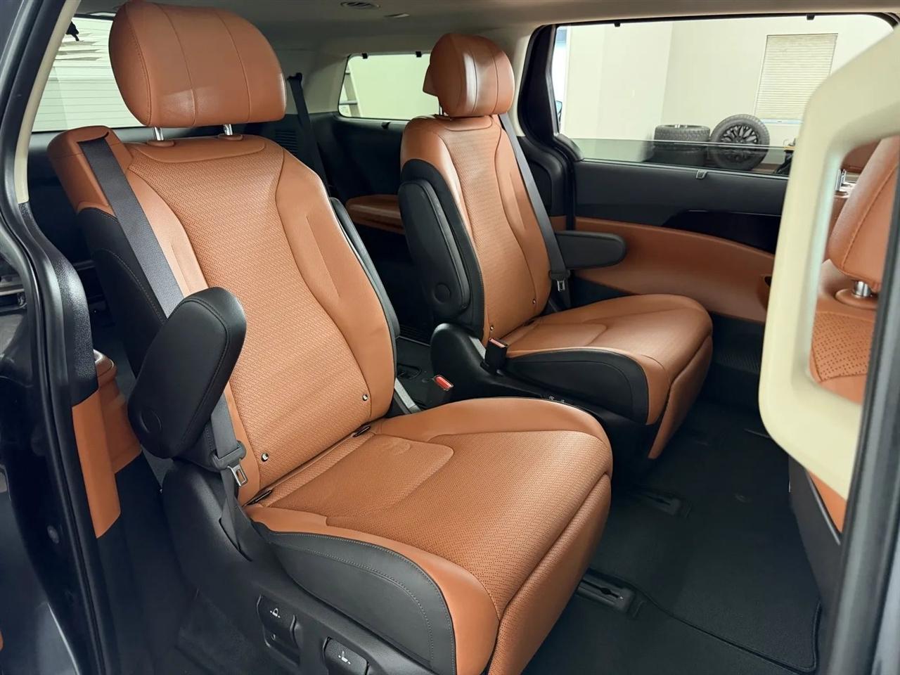 Kia Carnival SX Prestige 2024
