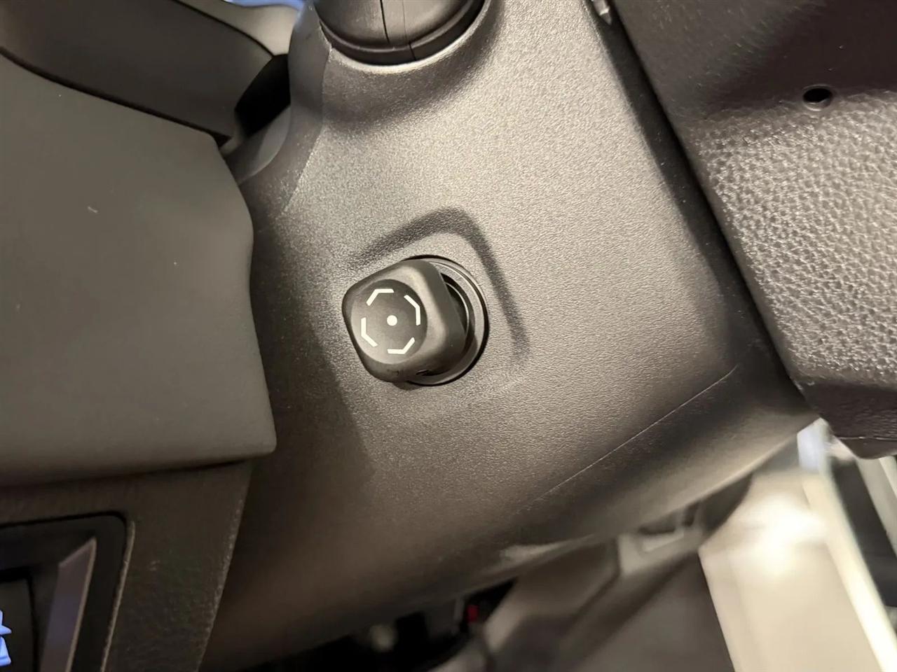 Toyota Tundra Platinum CrewMax 4WD 2023
