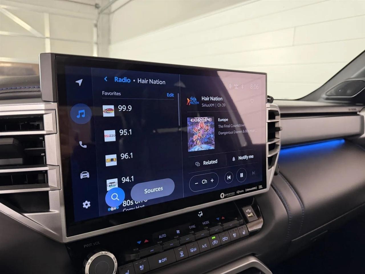 Toyota Tundra Platinum CrewMax 4WD 2023