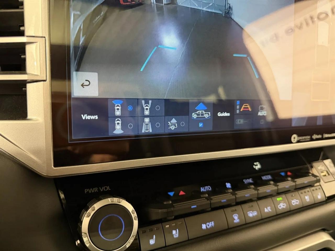 Toyota Tundra Platinum CrewMax 4WD 2023
