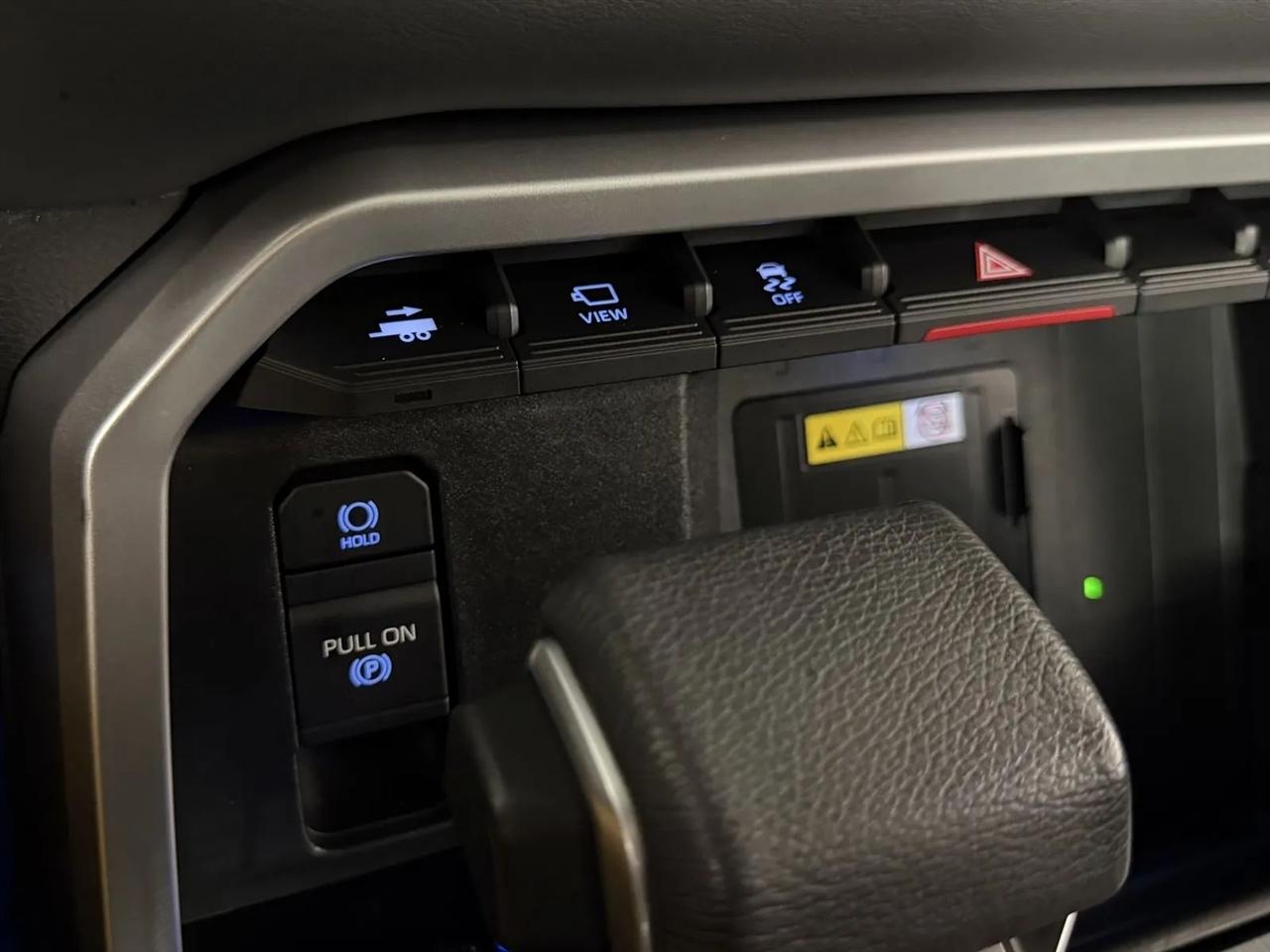 Toyota Tundra Platinum CrewMax 4WD 2023