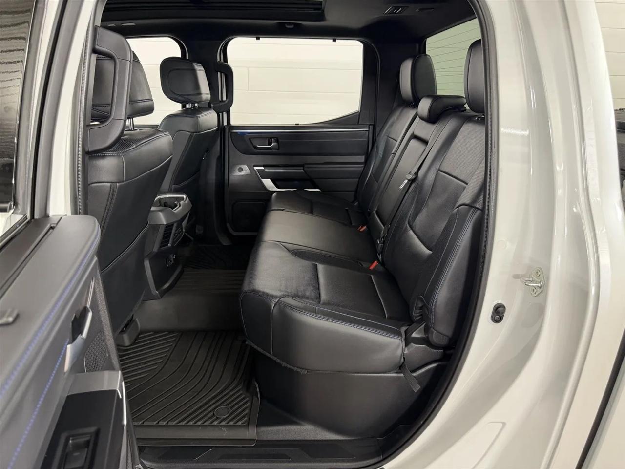 Toyota Tundra Platinum CrewMax 4WD 2023