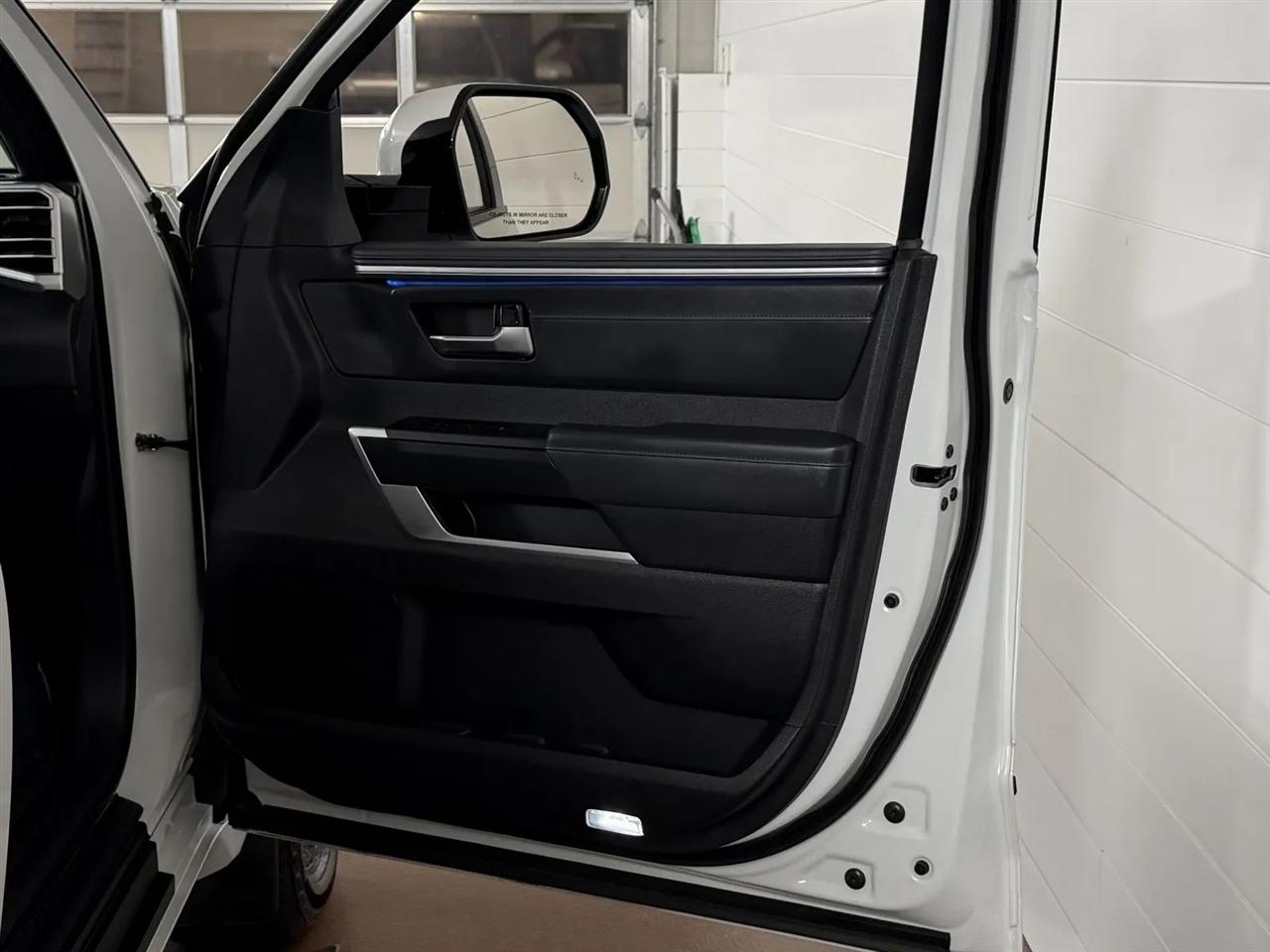 Toyota Tundra Platinum CrewMax 4WD 2023