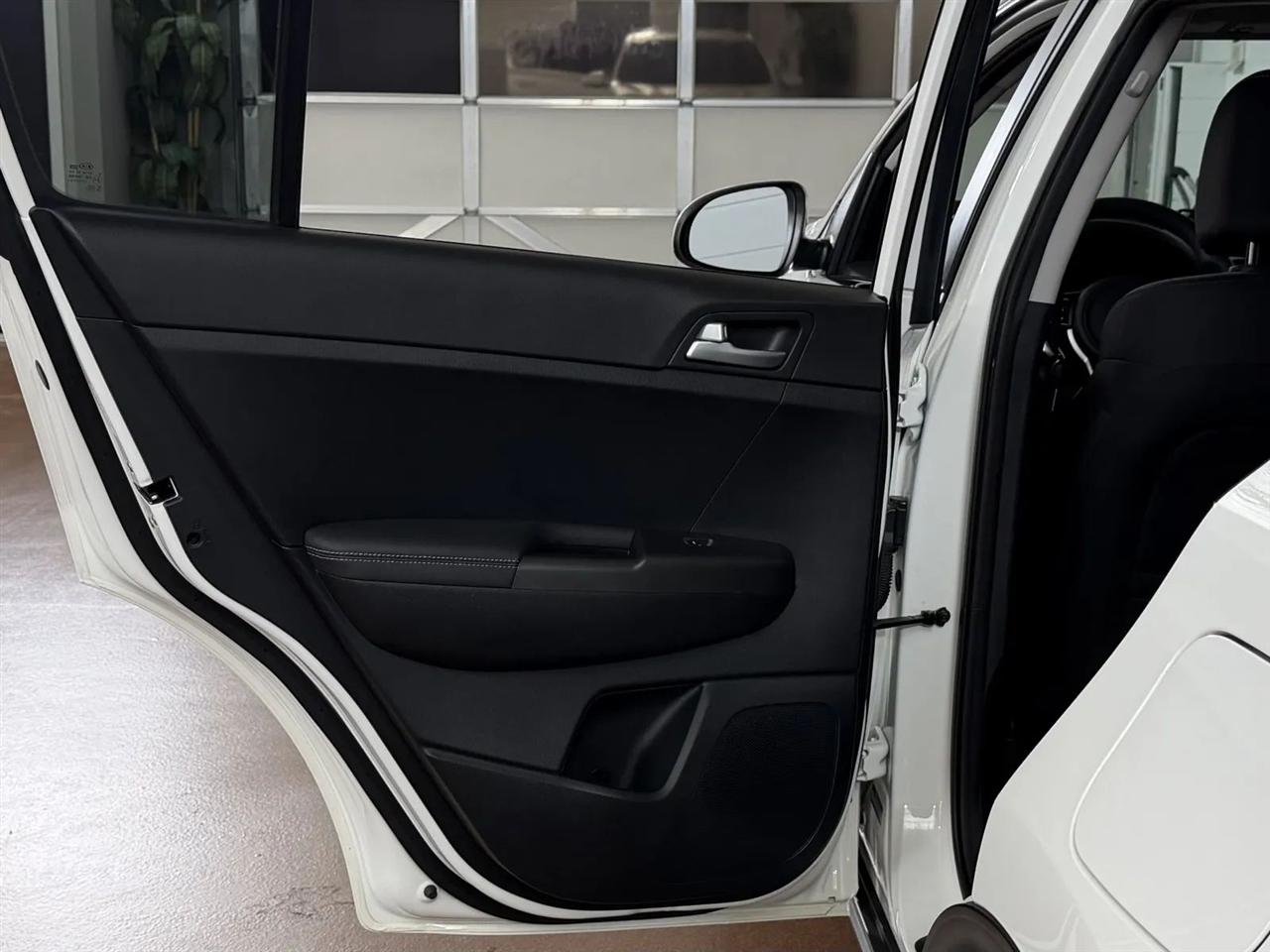 Kia Sportage LX AWD 2021