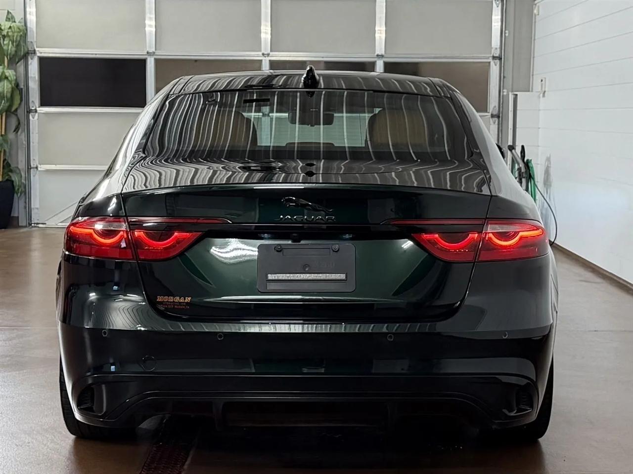 Jaguar XF-Series P300 R-Dynamic SE AWD 2024