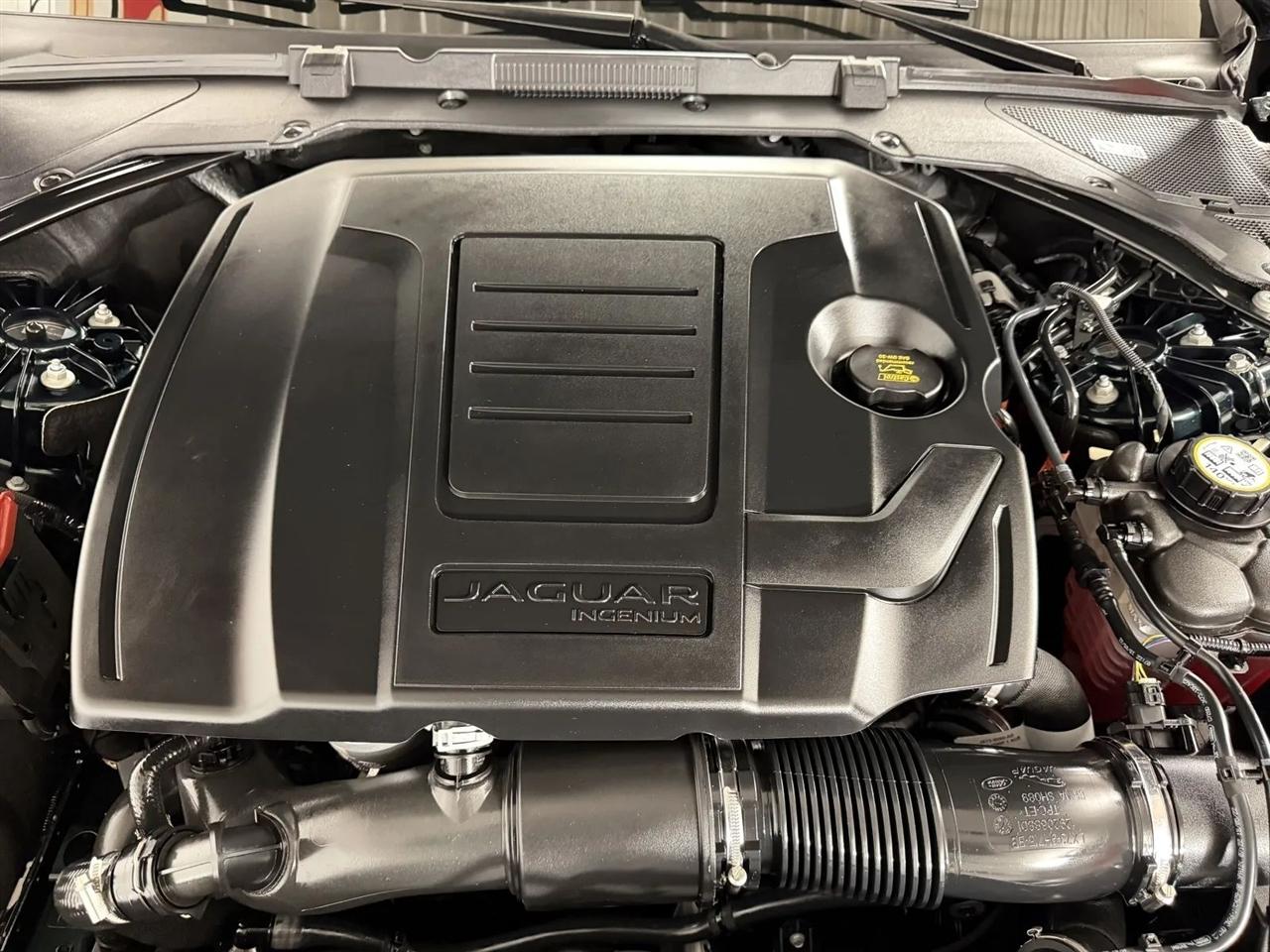 Jaguar XF-Series P300 R-Dynamic SE AWD 2024