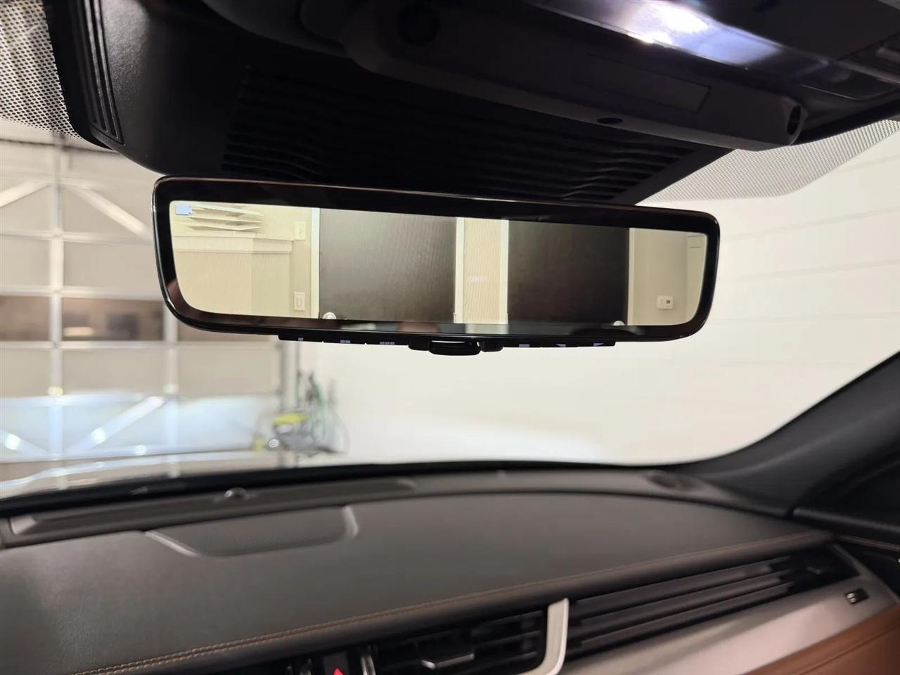 Jaguar XF-Series P300 R-Dynamic SE AWD 2024