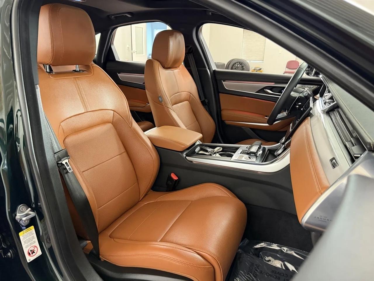 Jaguar XF-Series P300 R-Dynamic SE AWD 2024