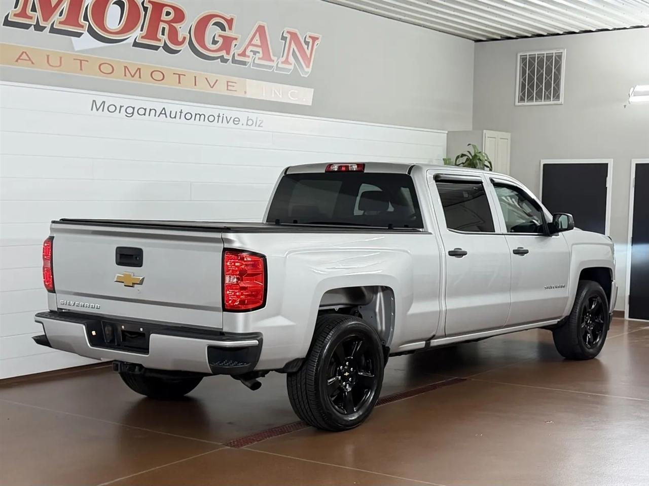 Chevrolet Silverado 1500 Custom Crew Cab 4WD 2018