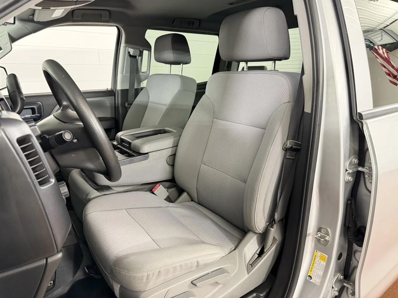 Chevrolet Silverado 1500 Custom Crew Cab 4WD 2018