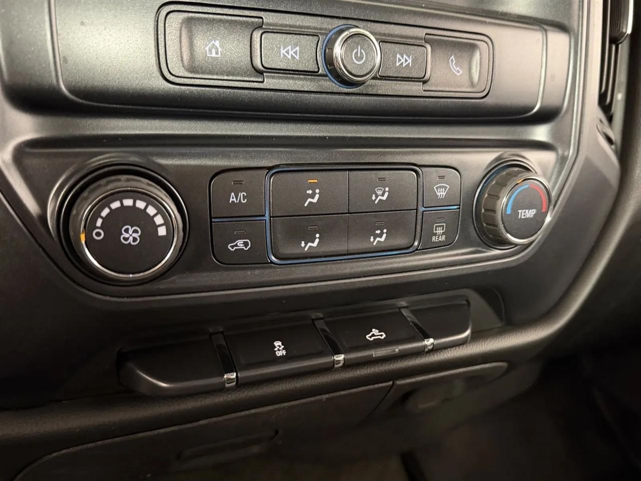 Chevrolet Silverado 1500 Custom Crew Cab 4WD 2018