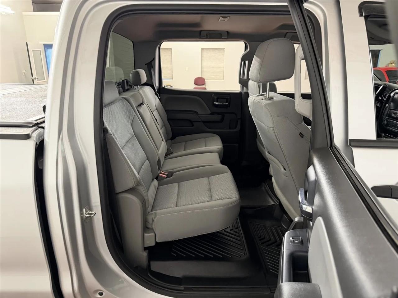 Chevrolet Silverado 1500 Custom Crew Cab 4WD 2018