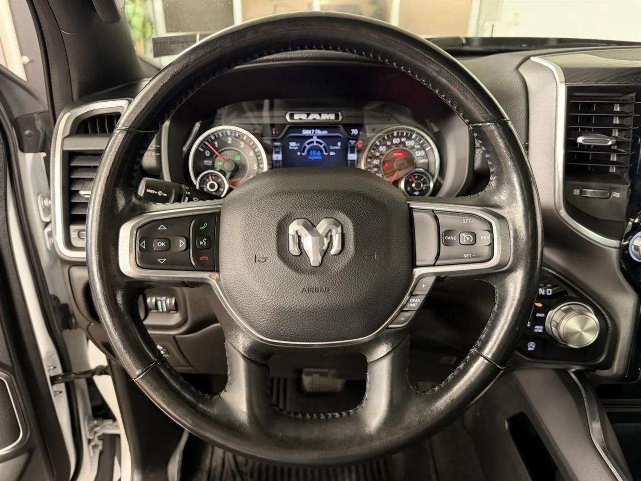 RAM 1500 Laramie Crew Cab LWB 4WD 2023