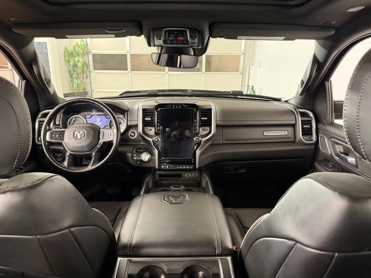 RAM 1500 Laramie Crew Cab LWB 4WD 2023