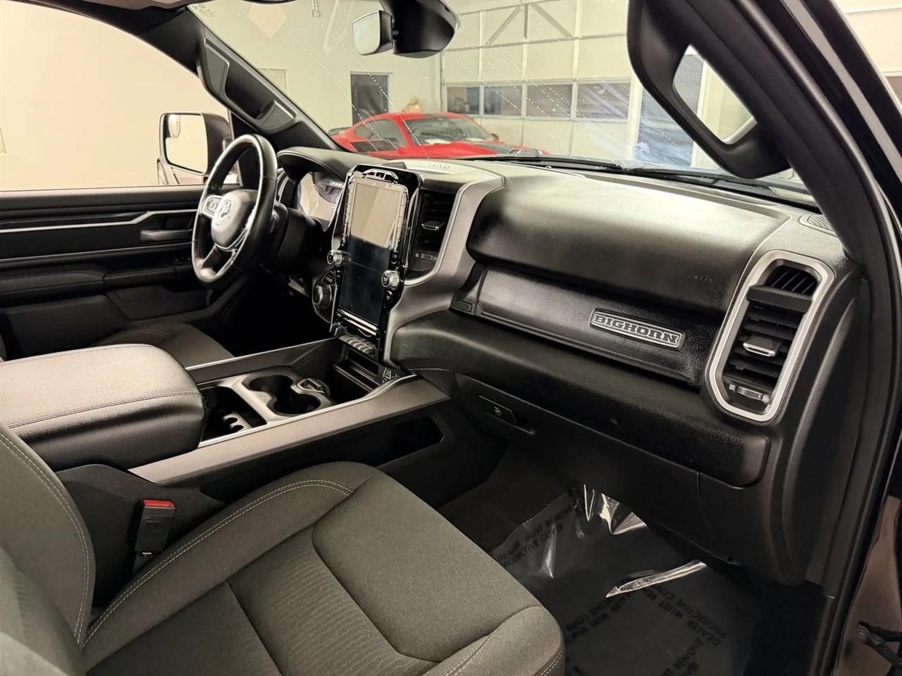 RAM 1500 Big Horn Crew Cab SWB 4WD 2023