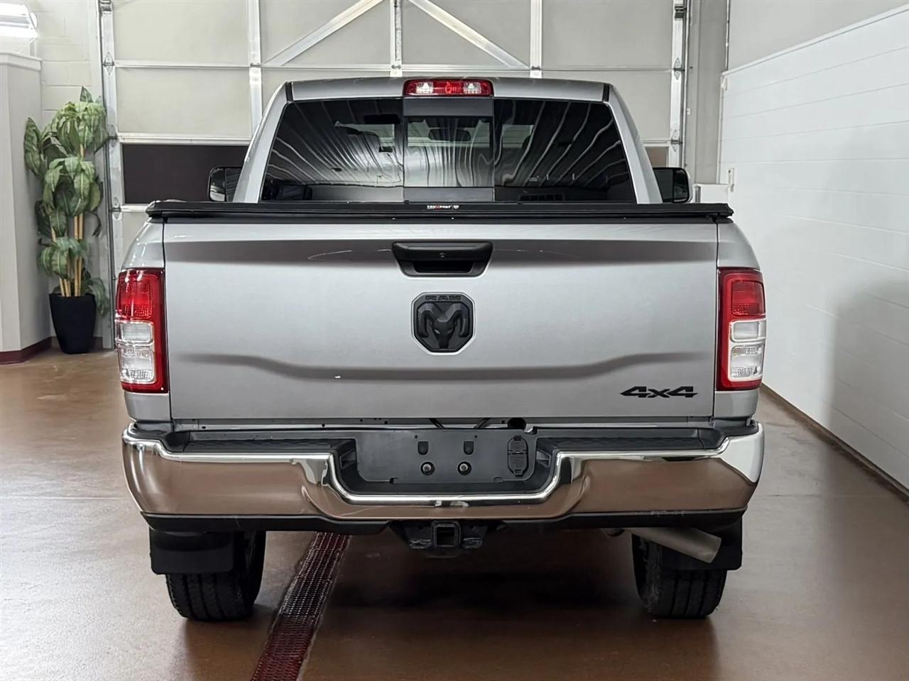 RAM 2500 Tradesman Crew Cab SWB 4WD 2021