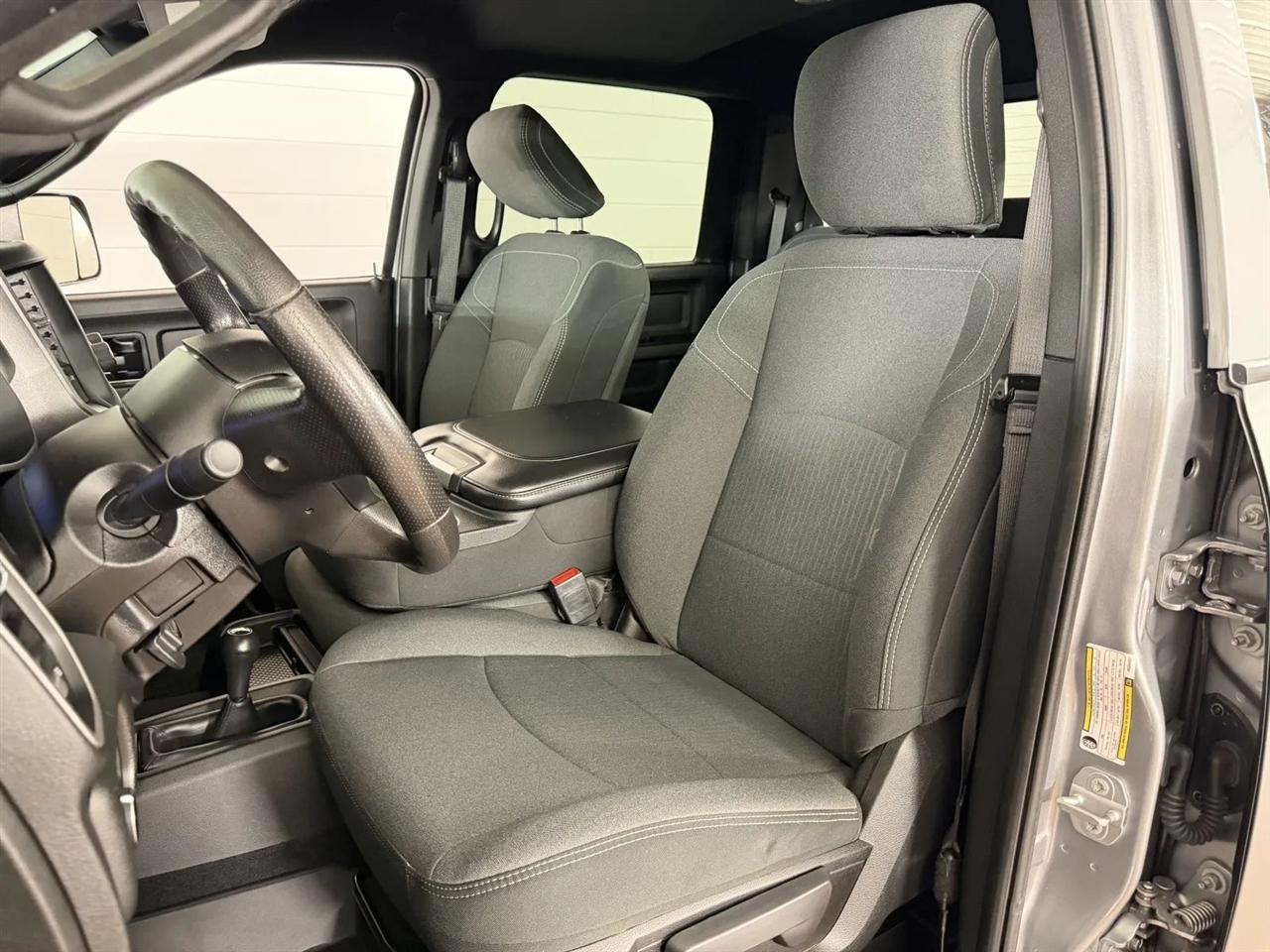 RAM 2500 Tradesman Crew Cab SWB 4WD 2021