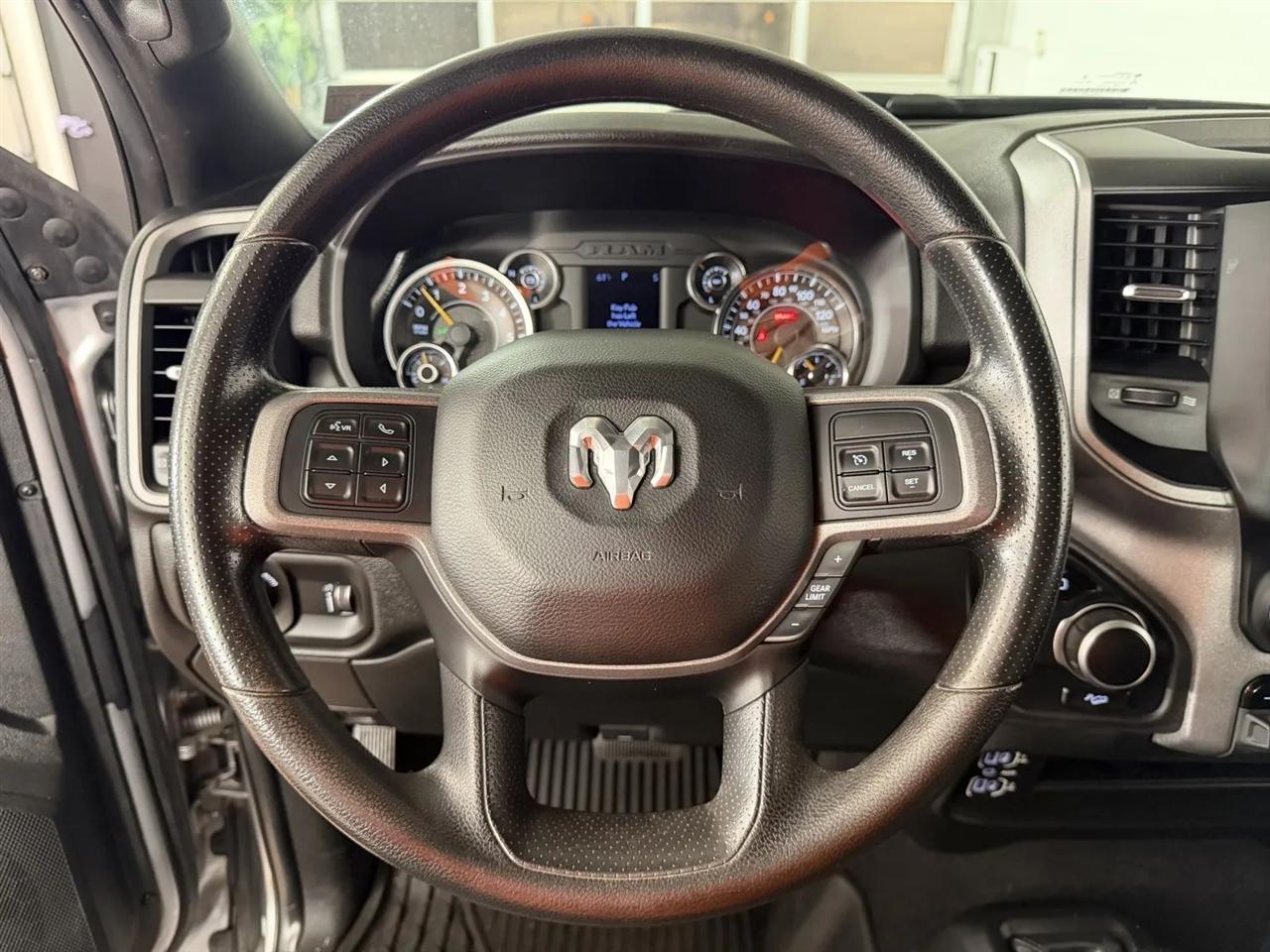 RAM 2500 Tradesman Crew Cab SWB 4WD 2021