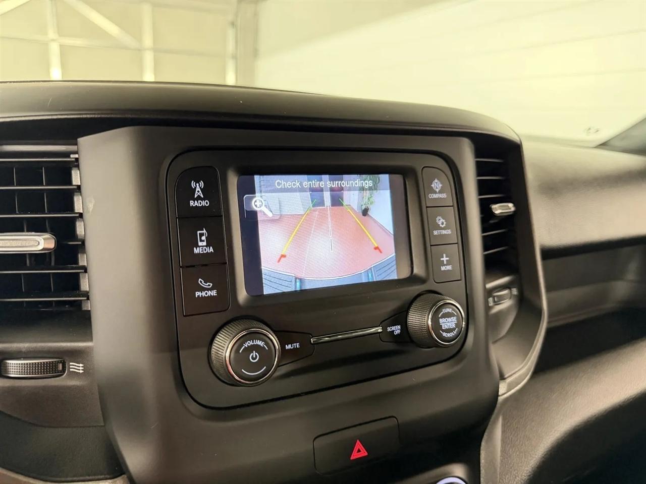 RAM 2500 Tradesman Crew Cab SWB 4WD 2021