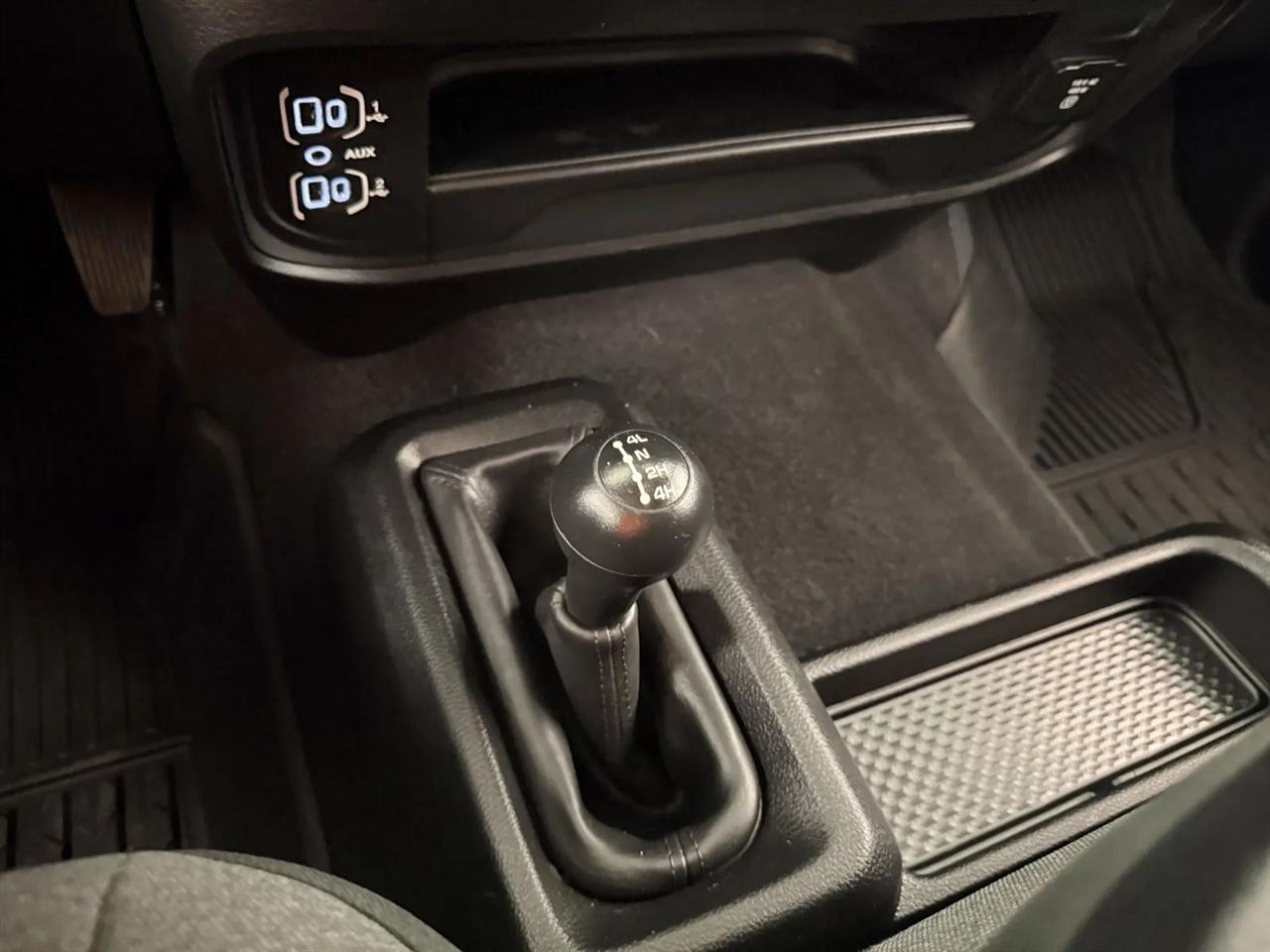 RAM 2500 Tradesman Crew Cab SWB 4WD 2021
