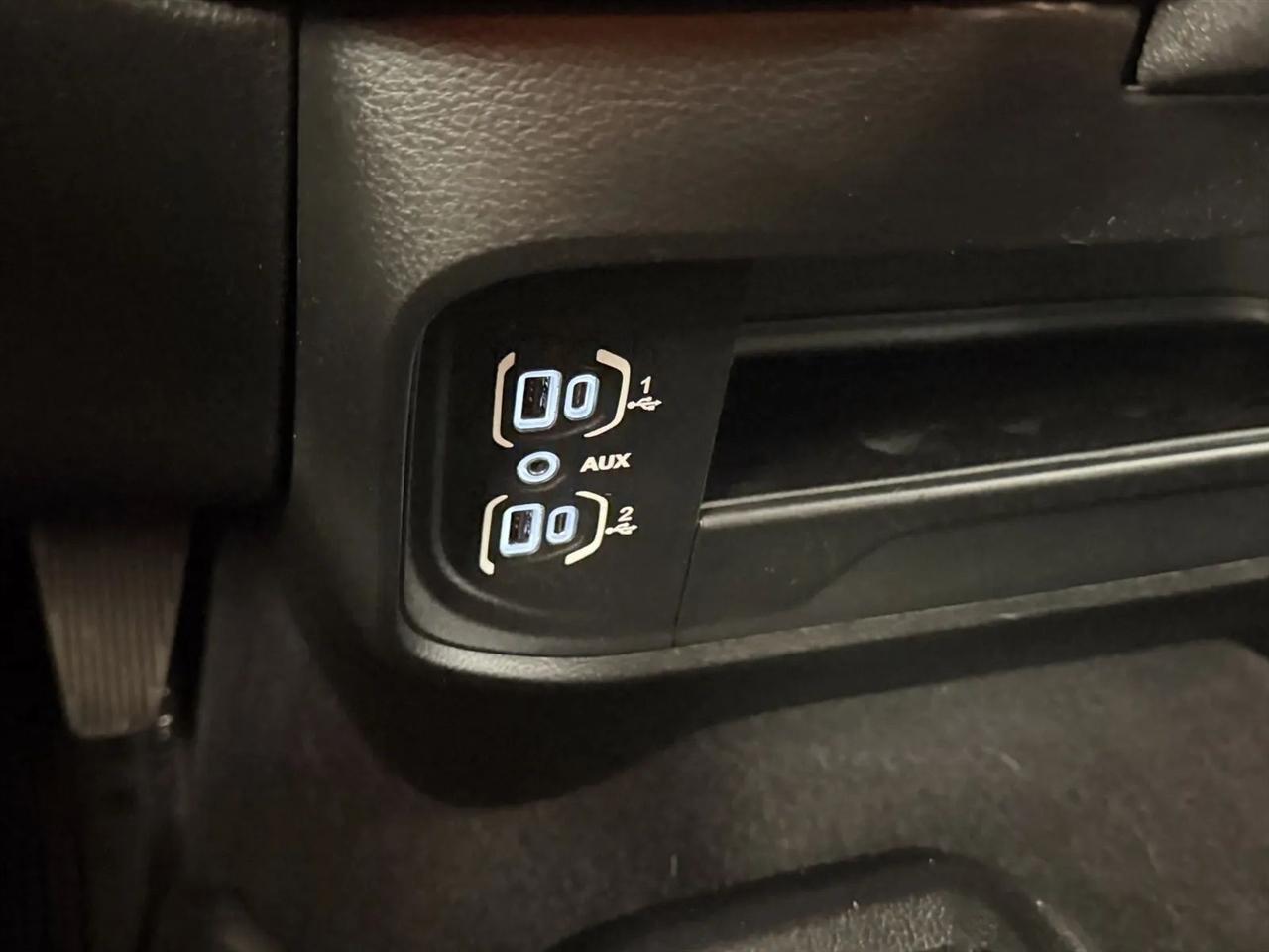 RAM 2500 Tradesman Crew Cab SWB 4WD 2021