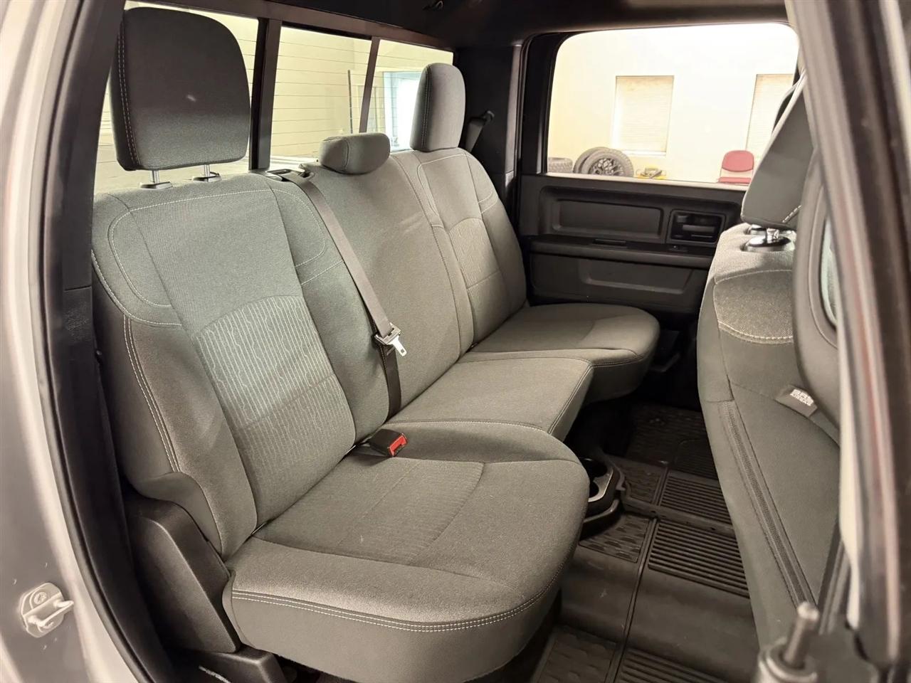 RAM 2500 Tradesman Crew Cab SWB 4WD 2021