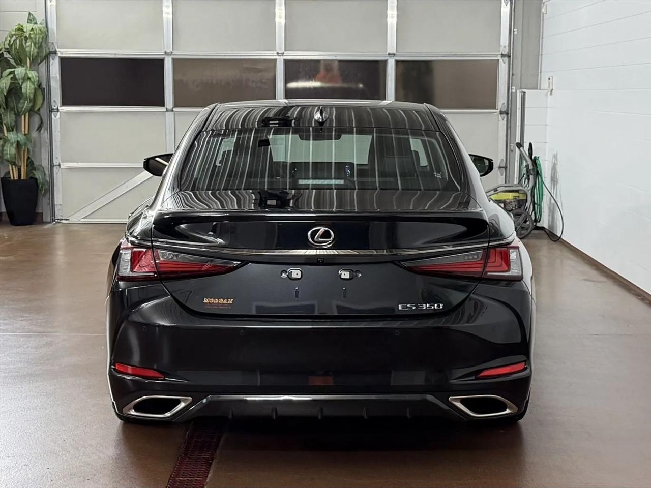 Lexus ES 350 2025