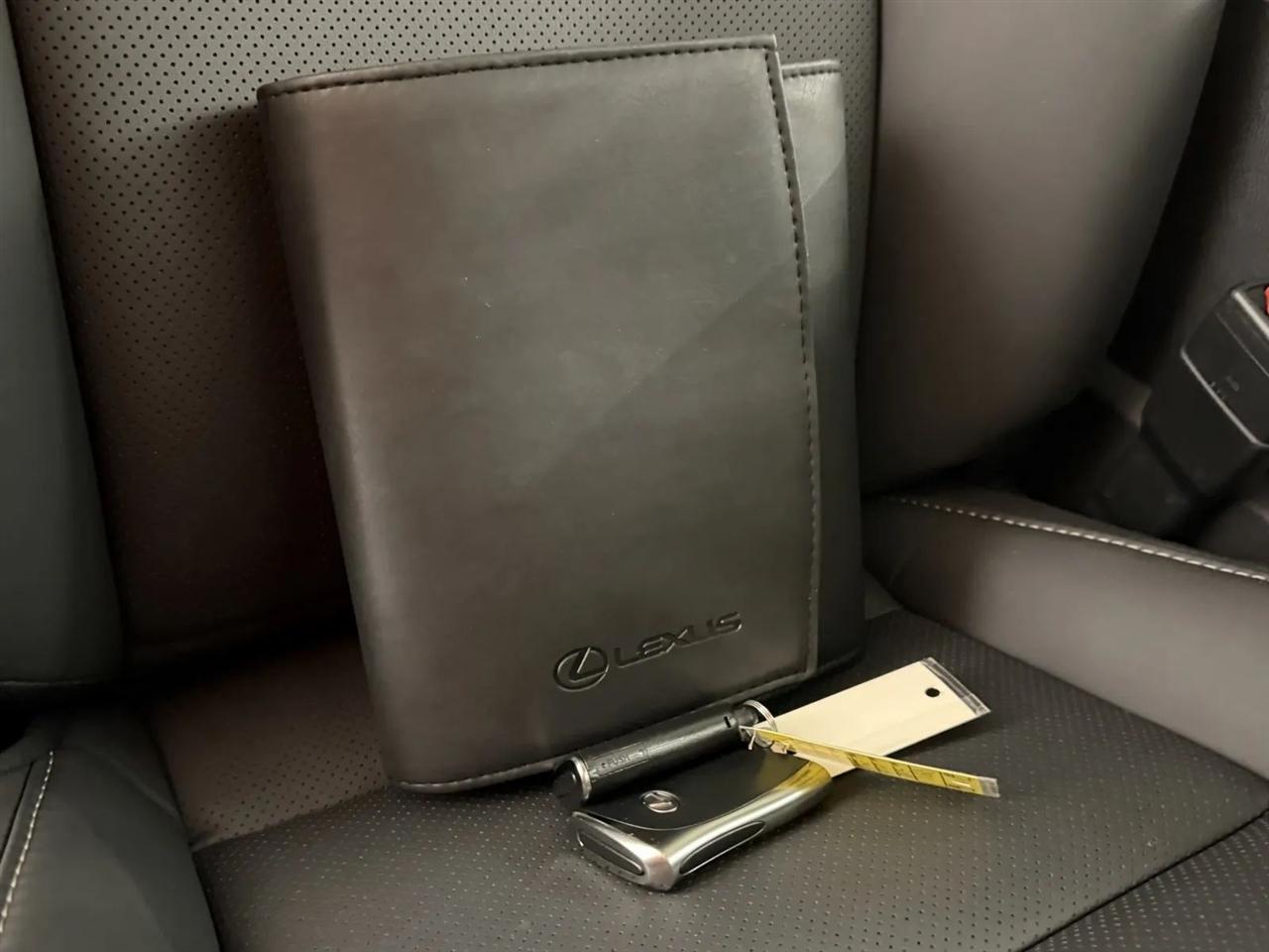Lexus ES 350 2025