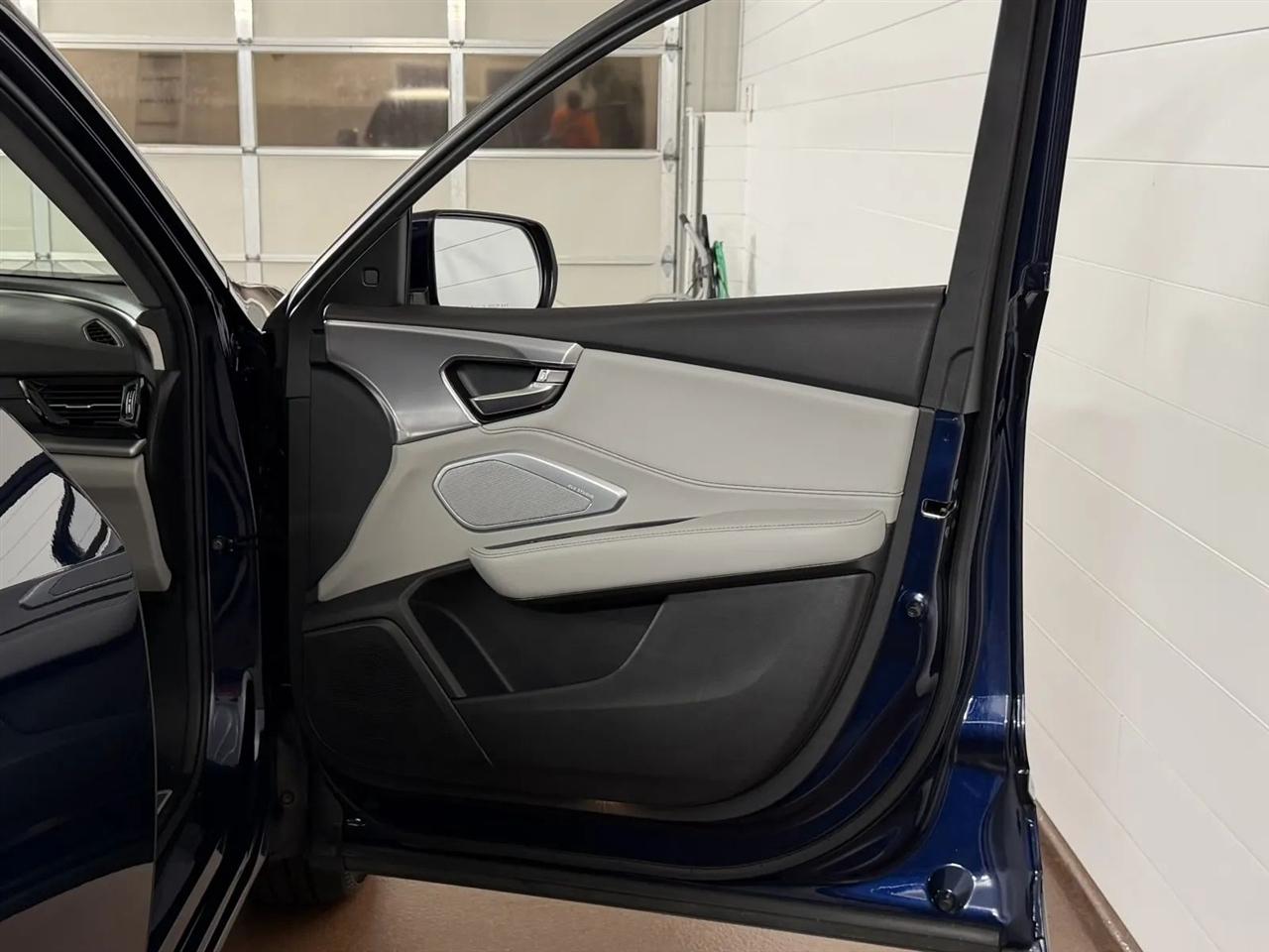 Acura RDX SH-AWD w/Technology Package 2024