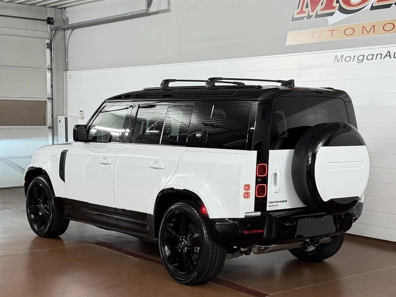 Land Rover Defender 110 X-Dynamic SE 2024