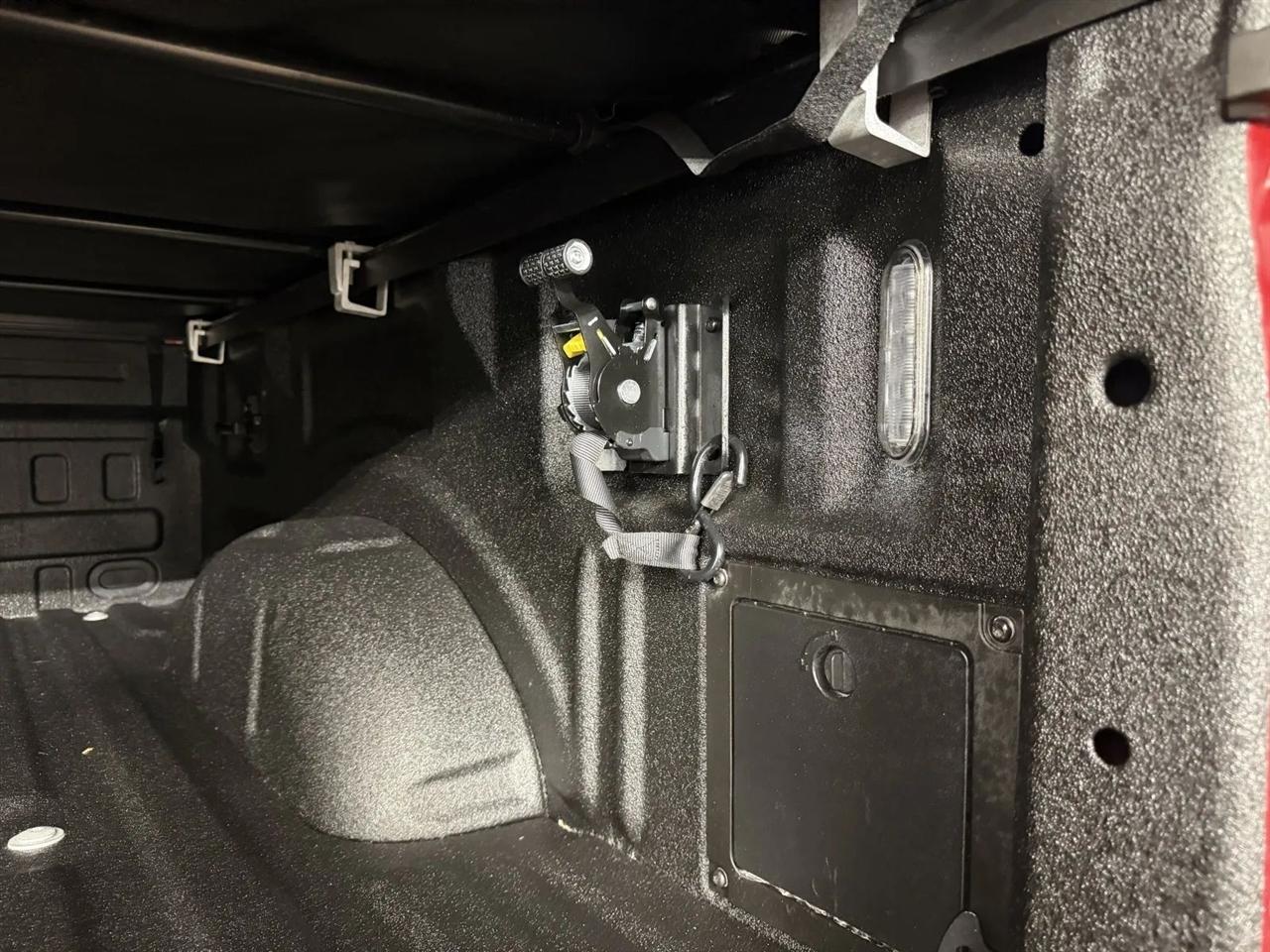 Ford F-150 Lariat SuperCrew 4WD 2024