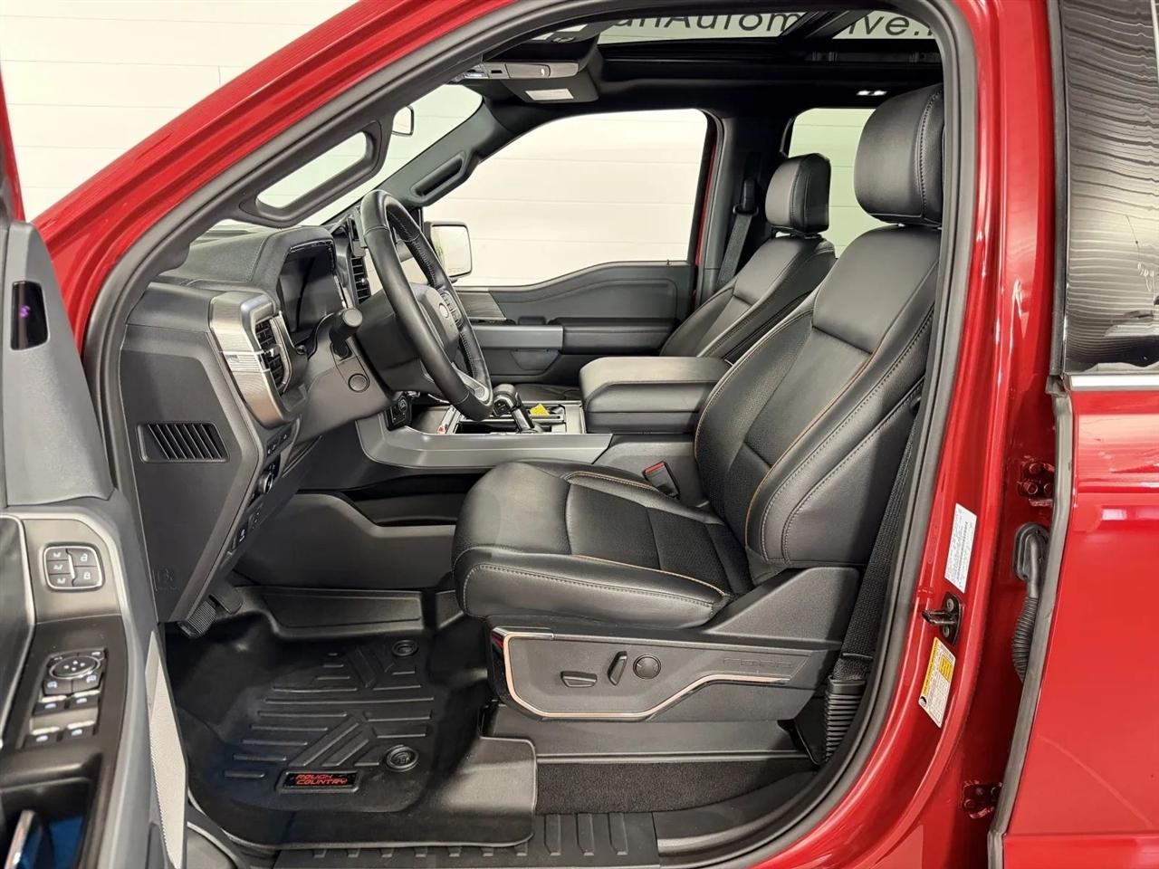 Ford F-150 Lariat SuperCrew 4WD 2024