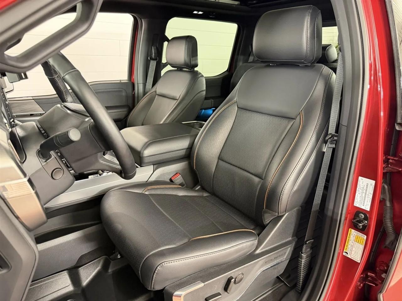 Ford F-150 Lariat SuperCrew 4WD 2024