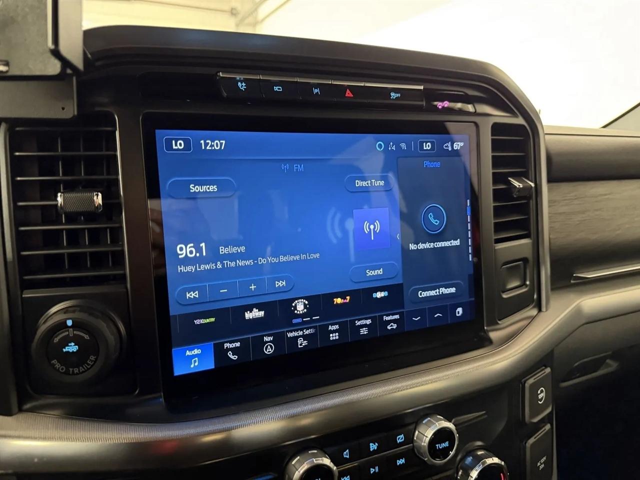 Ford F-150 Lariat SuperCrew 4WD 2024