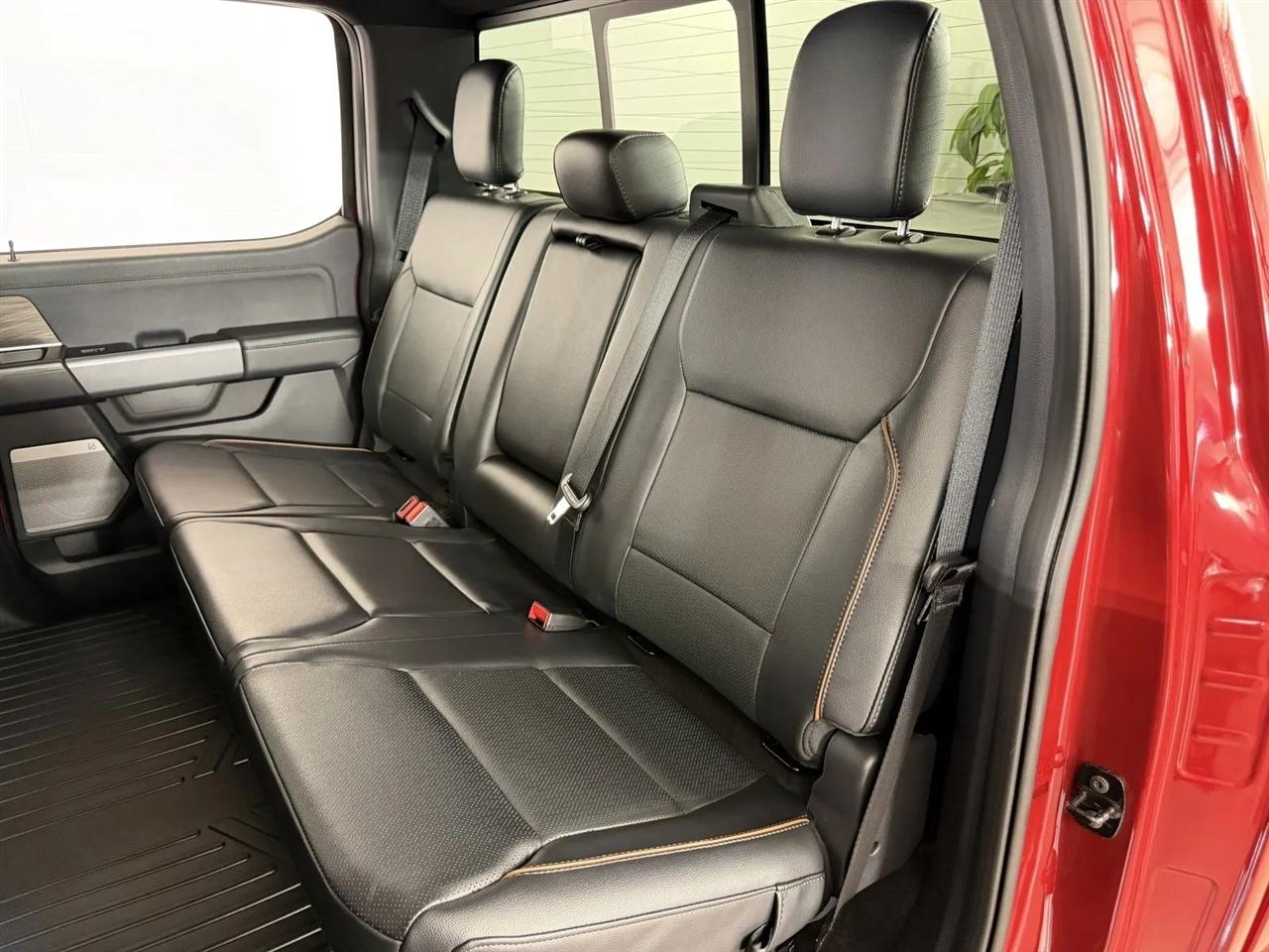 Ford F-150 Lariat SuperCrew 4WD 2024