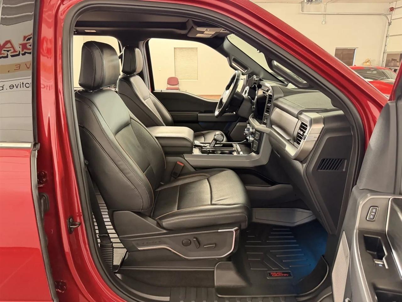 Ford F-150 Lariat SuperCrew 4WD 2024