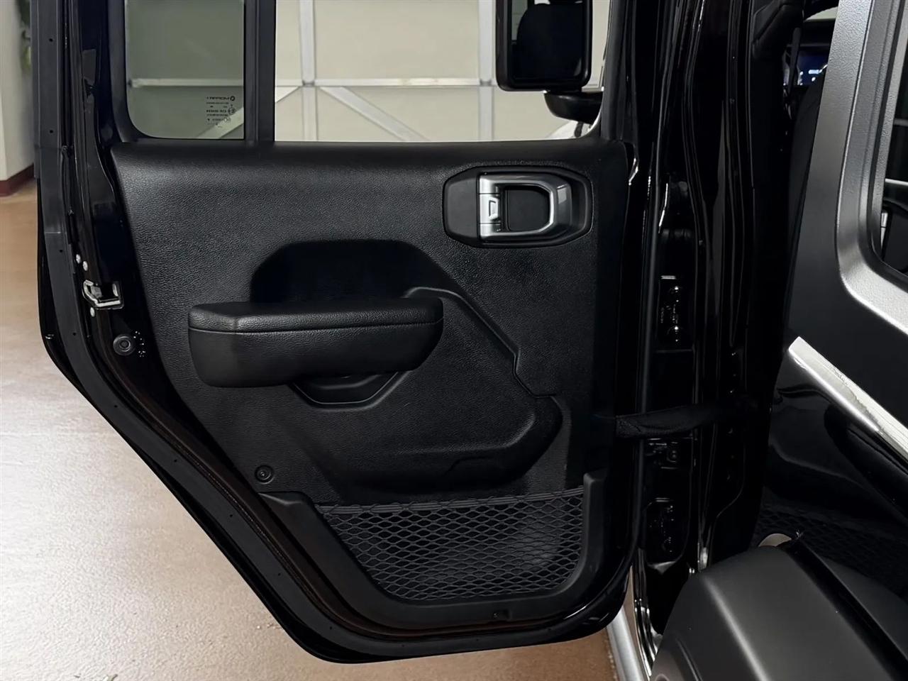 Jeep Wrangler Unlimited Willys Sport 2023