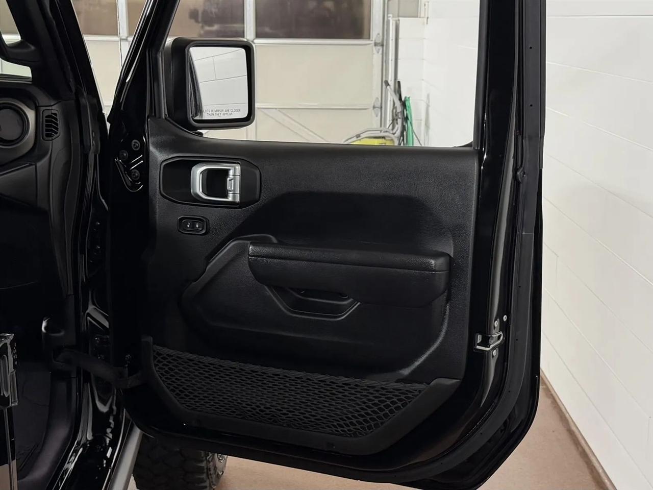 Jeep Wrangler Unlimited Willys Sport 2023