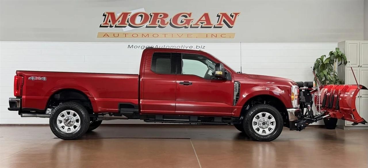 Ford F-250 SD XLT SuperCab 4WD 2024